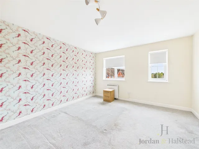 Photo 2 — Heathcote Close, Chester, Cheshire, CH2 2RB