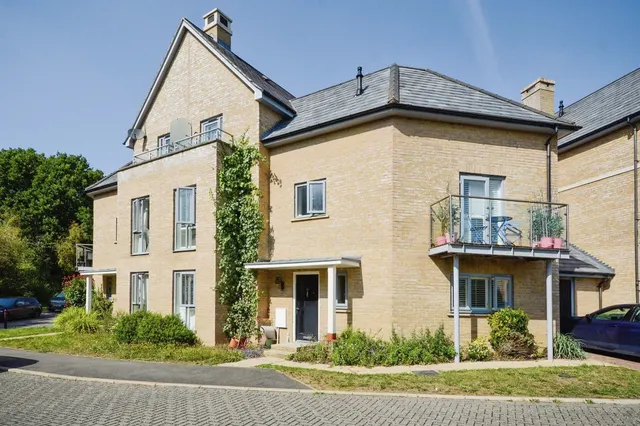 Kingcup Avenue, Hemel Hempstead, photo 1