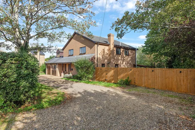 St Neots Road, Abbotsley, PE19, photo 2