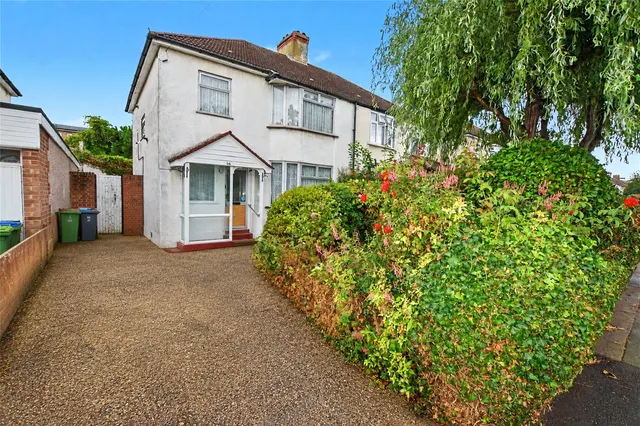 First Avenue, Bexleyheath, DA7, photo 1
