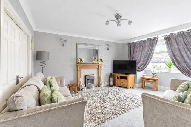 Cotswold Avenue, Northampton, NN5, photo 3