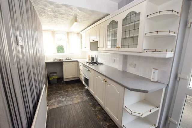 Avondale Road, Wellington, TF1, photo 3