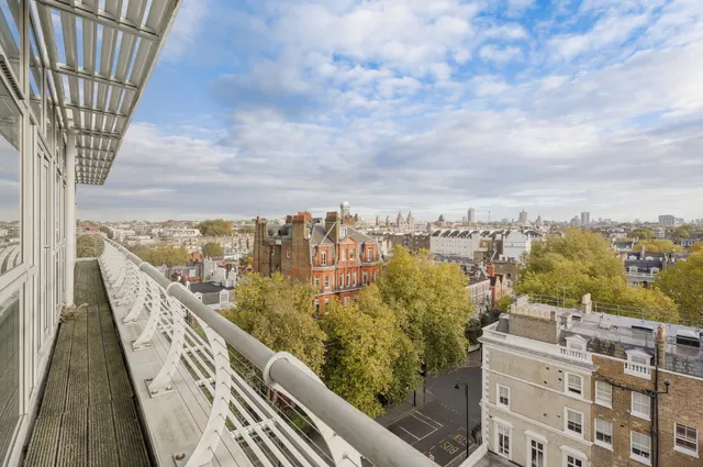 Photo 3 — Roland House, Roland Gardens, South Kensington, London
