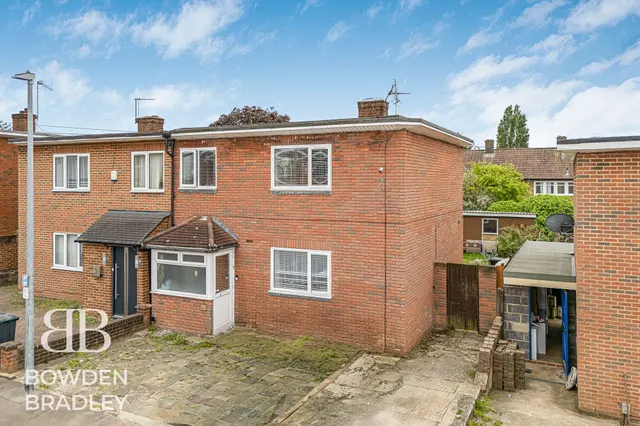 Brocket Way, Chigwell, IG7, photo 1