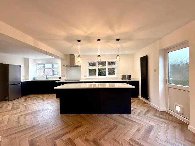 Wheatlands, Swindon, Wiltshire, SN25 1RL, photo 1