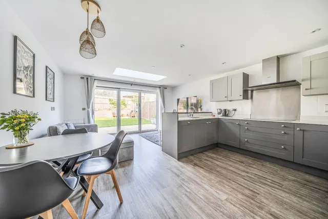 Roman Way, Beckenham, BR3, photo 2