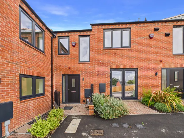 Mable Close, Melton Mowbray, LE13, photo 1