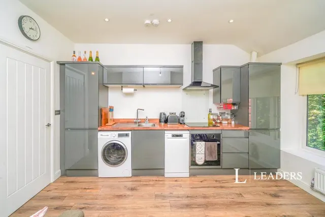Park Terrace, Waterloo, L22, photo 3