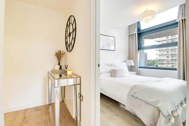 Edinburgh Gate, Harlow, CM20, photo 2