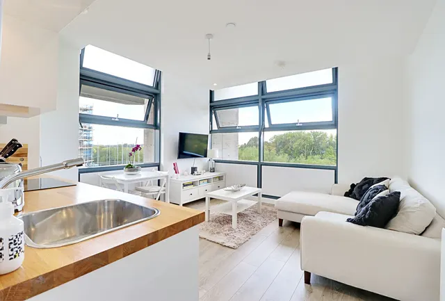 Edinburgh Gate, Harlow, CM20, photo 3
