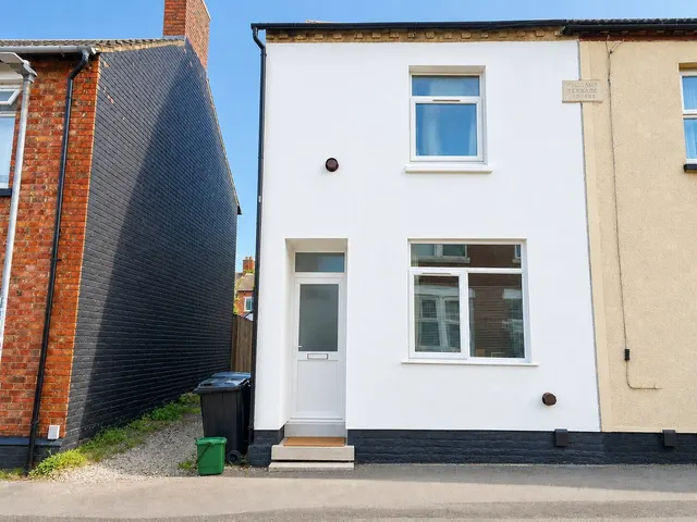 Pemberton Street, Rushden, photo 1