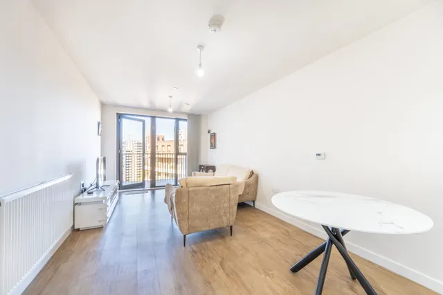 Flat 94, 581 North End Road, Wembley, photo 1