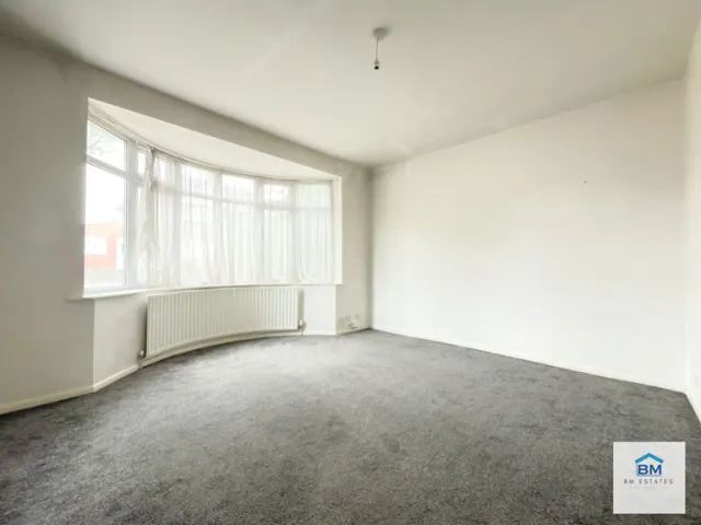 Photo 2 — Fallowfield Road, Leicester, LE5 6LQ