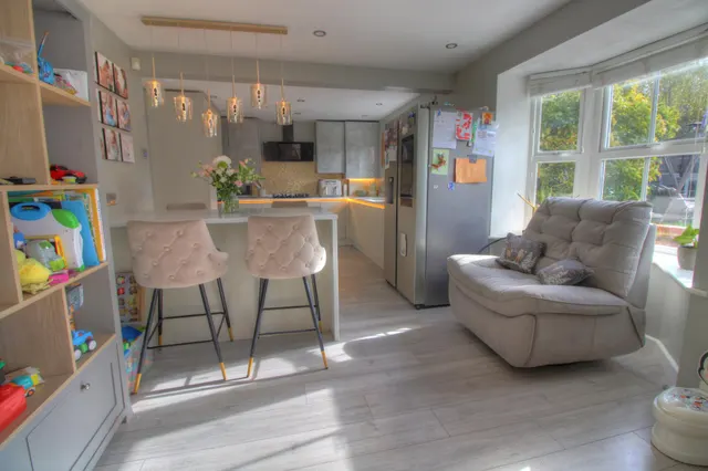Victoria Gardens, Wokingham, RG40, photo 2