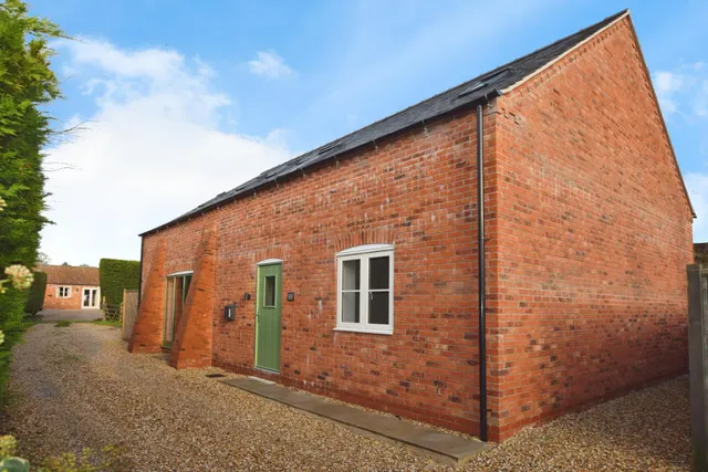 Church Road, Old Bolingbroke, PE23, photo 1
