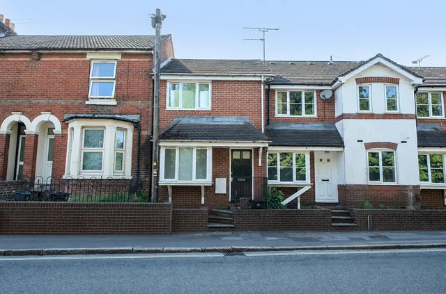 Portswood Road, Portswood, SO17, photo 1