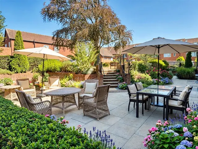 St. Margarets Way, Midhurst, GU29, photo 1