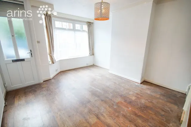 Pitcroft Avenue, Reading, RG6, photo 2