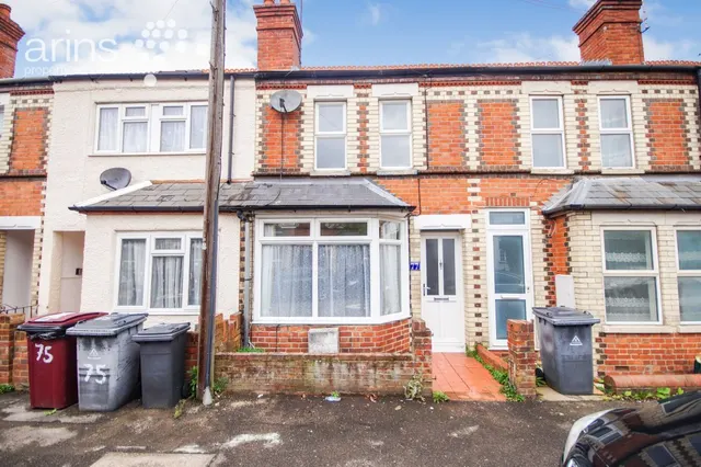 Pitcroft Avenue, Reading, RG6, photo 1