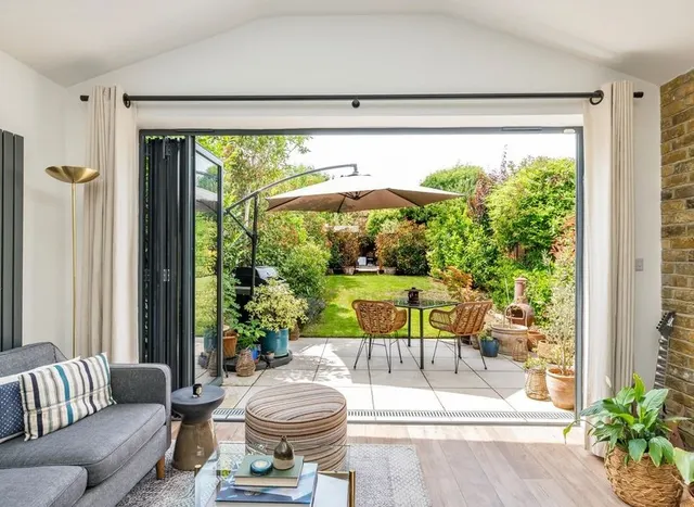 Pleasance Road, Putney, SW15, photo 1