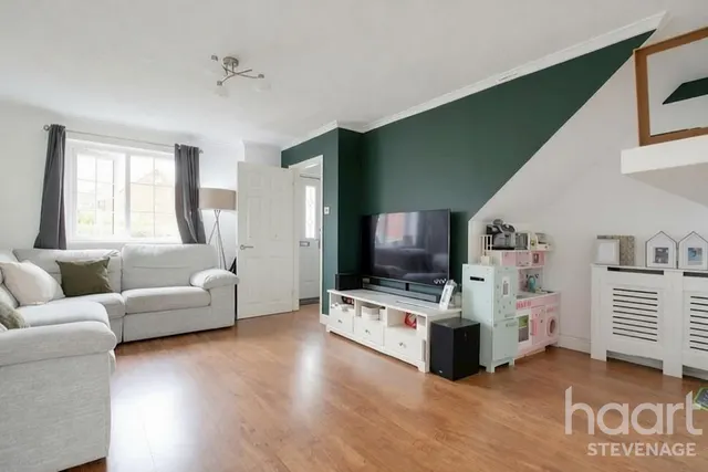 Carters Close, Stevenage, SG2, photo 2