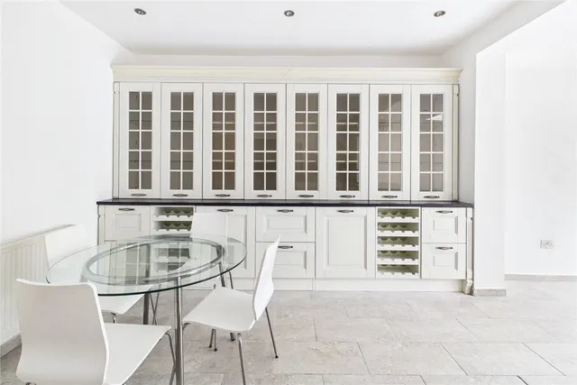 Romeyn Road, London, SW16, photo 1