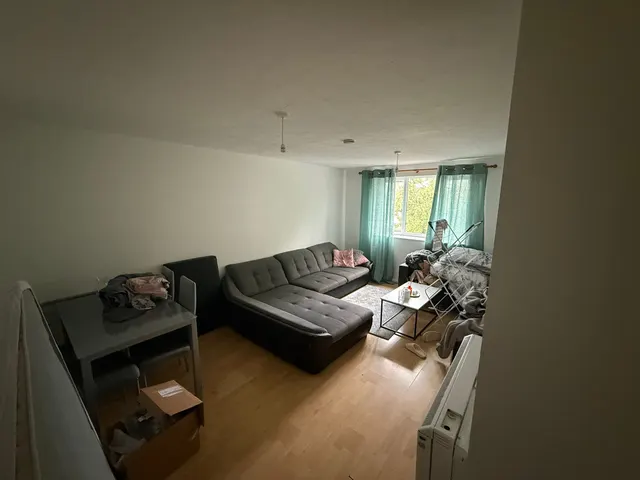 Photo 2 — Greenslade Road, Barking, IG11 9XE