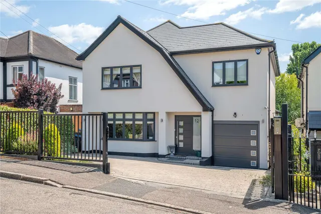 Shelley Grove, Loughton, Essex, IG10 1BY, photo 1