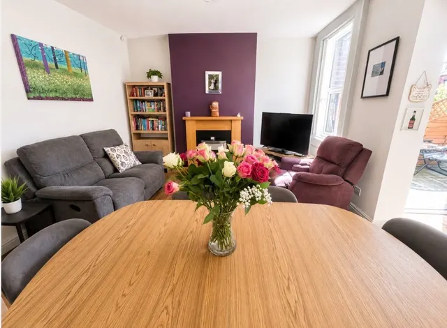 Wadsley Lane, Sheffield, S6, photo 1