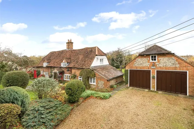 Piddington Lane, Wheeler End, HP14, photo 1