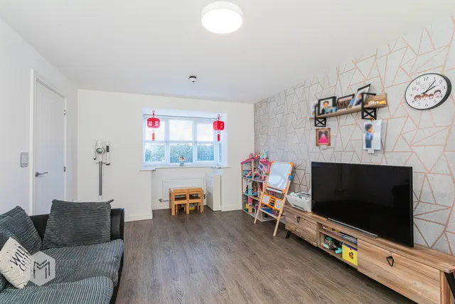 Photo 3 — Laughton Avenue, Worsley, Manchester, M28 1GJ