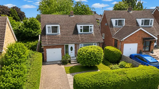 Astley Crescent, Scotter, DN21, photo 1