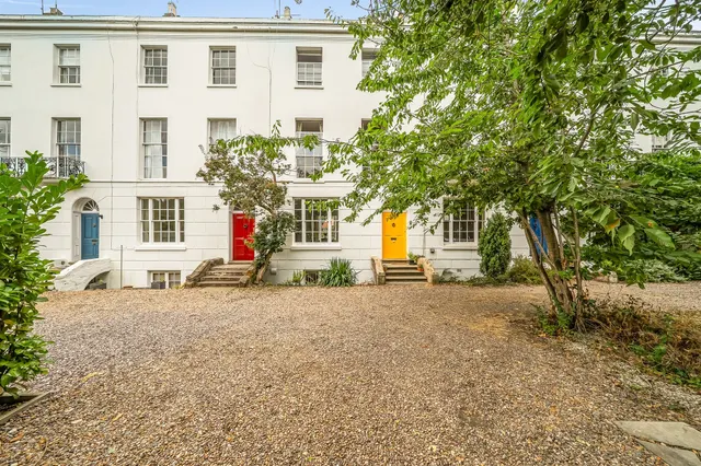 Milverton Crescent, Leamington Spa, photo 1