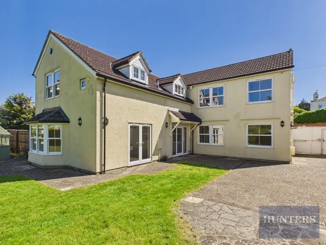 Pittville Crescent, Cheltenham, photo 1