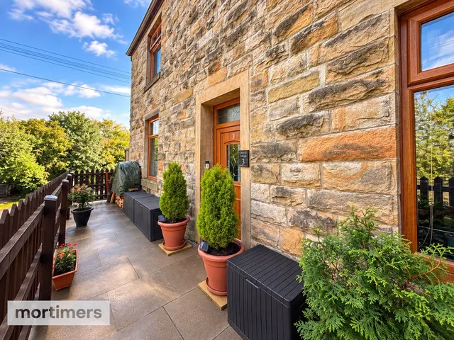 Bamford Crescent, Accrington, BB5, photo 1