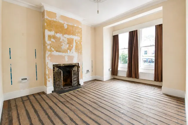 Second Avenue, London, SW14, photo 2