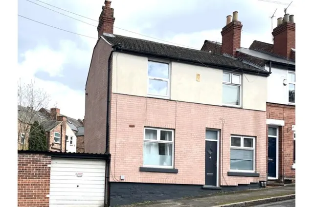 Dornoch Avenue, Sherwood, photo 1