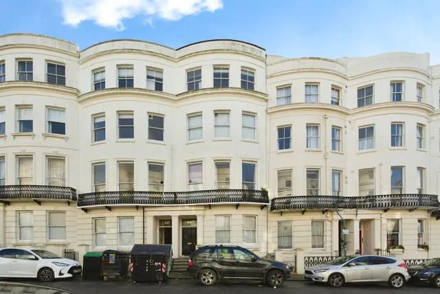 Lansdowne Place, Hove, photo 1