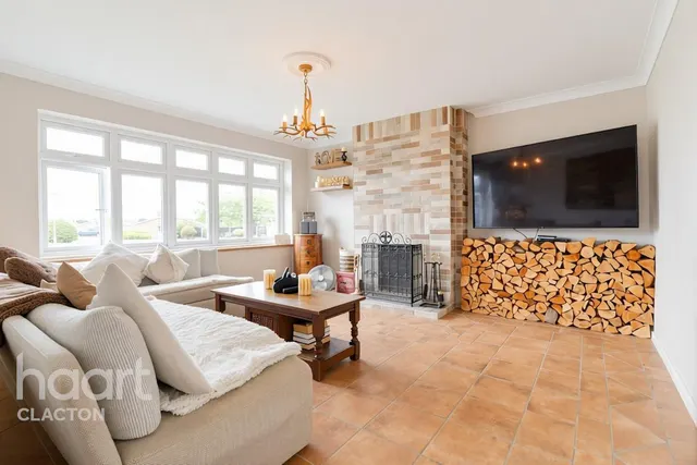Sparrows Herne, Clacton-On-Sea, CO15, photo 2