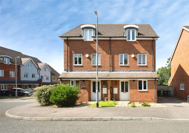 Laurel Mews, Leighton Buzzard, Bedfordshire, LU7, photo 1