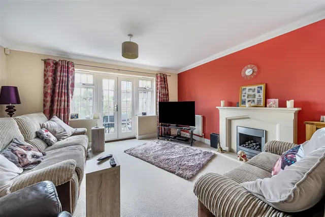 Chapman Fields, Cliffsend, CT12, photo 2