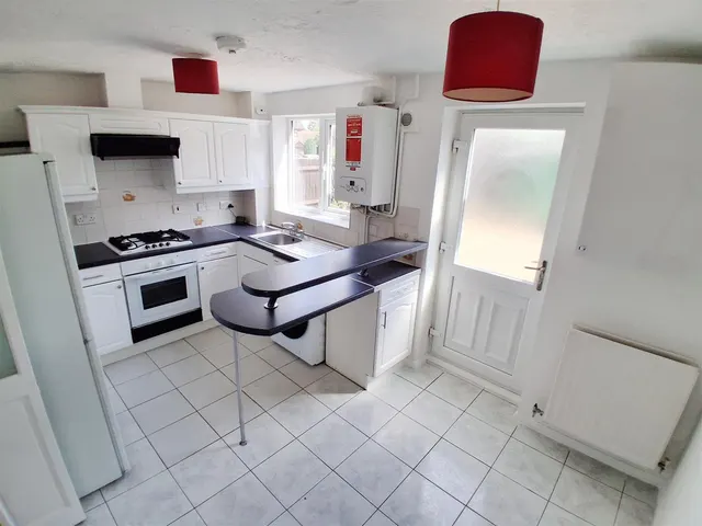 Jollys Lane, Hayes, photo 2