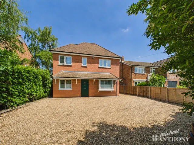 Church Road, Slapton, Leighton Buzzard, LU7 9BX, photo 1