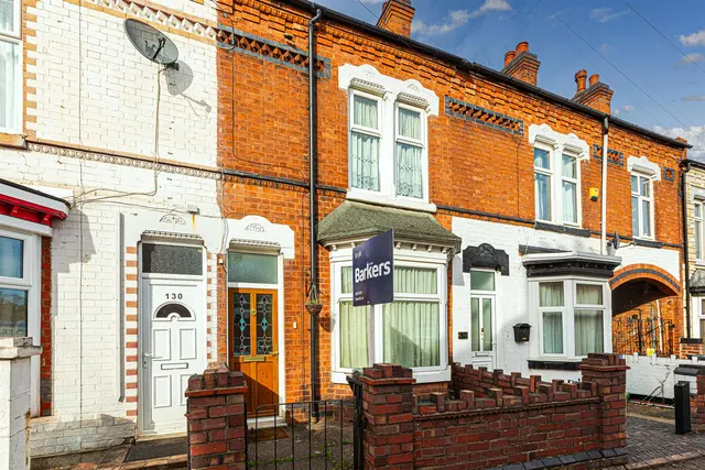 Knighton Lane, Leicester, LE2, photo 1