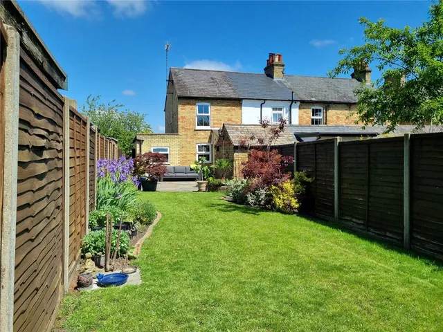 Photo 2 — Periwinkle Lane, Hitchin, Hertfordshire, SG5