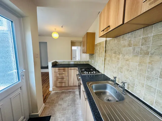 Loughborough Avenue, Nottingham, NG2, photo 3