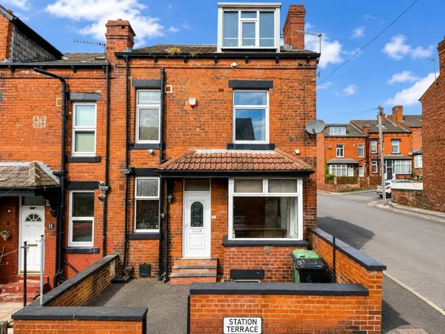 Station Terrace, Bramley, photo 1