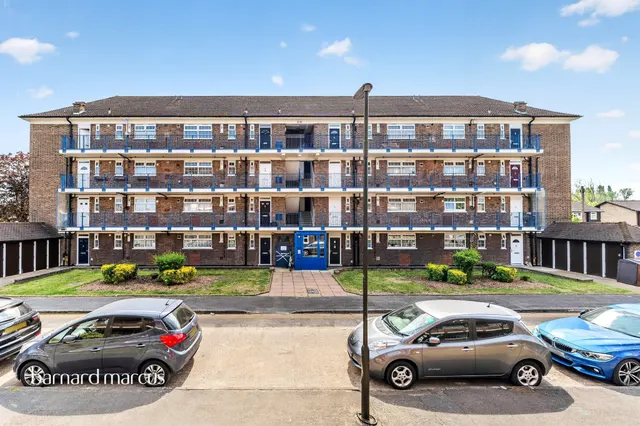 Sussex Road, Mitcham, photo 1