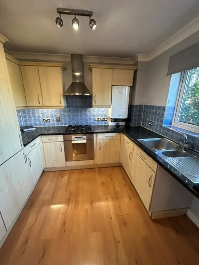 The Birches, Poole, BH12, photo 2