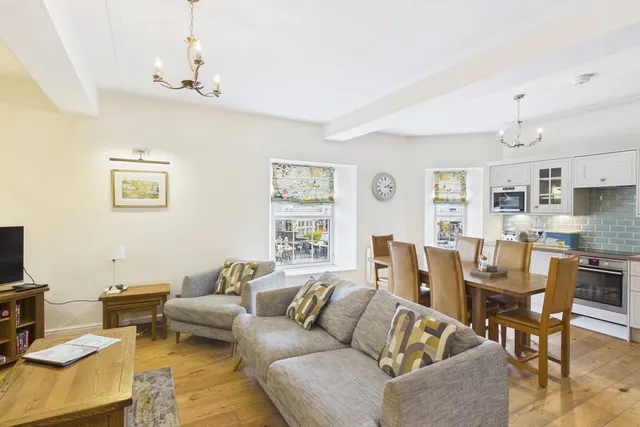 Main Road, Windermere, LA23, photo 2